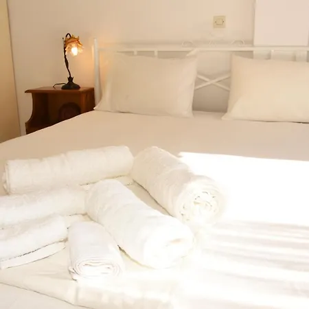 בית נופש Andros 2 Berdrooms 4 Persons Cycladic House. *