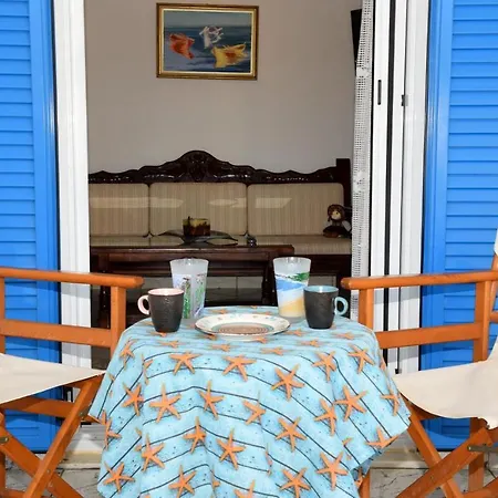 בית נופש Andros 2 Berdrooms 4 Persons Cycladic House. *