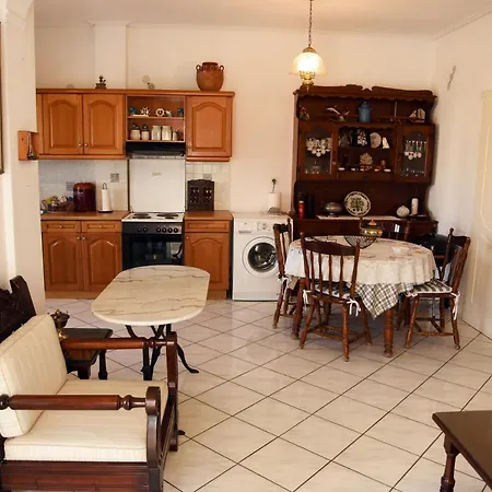 Andros 2 Berdrooms 4 Persons Cycladic House. * קיפרי