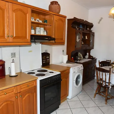 בית נופש Andros 2 Berdrooms 4 Persons Cycladic House. קיפרי